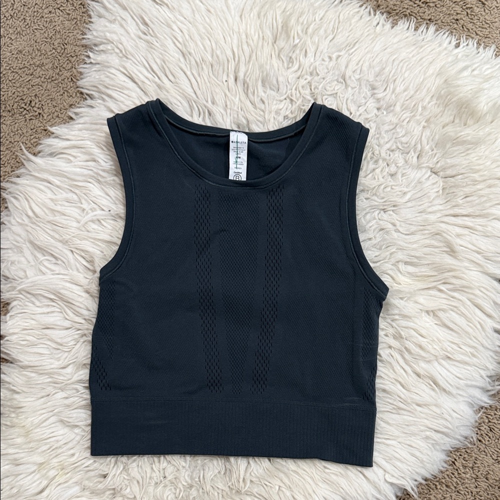 Athleta Mudra Sleeveless Crewneck Crop Eyelet Tank Top Athleisure Yoga
Grey S/M